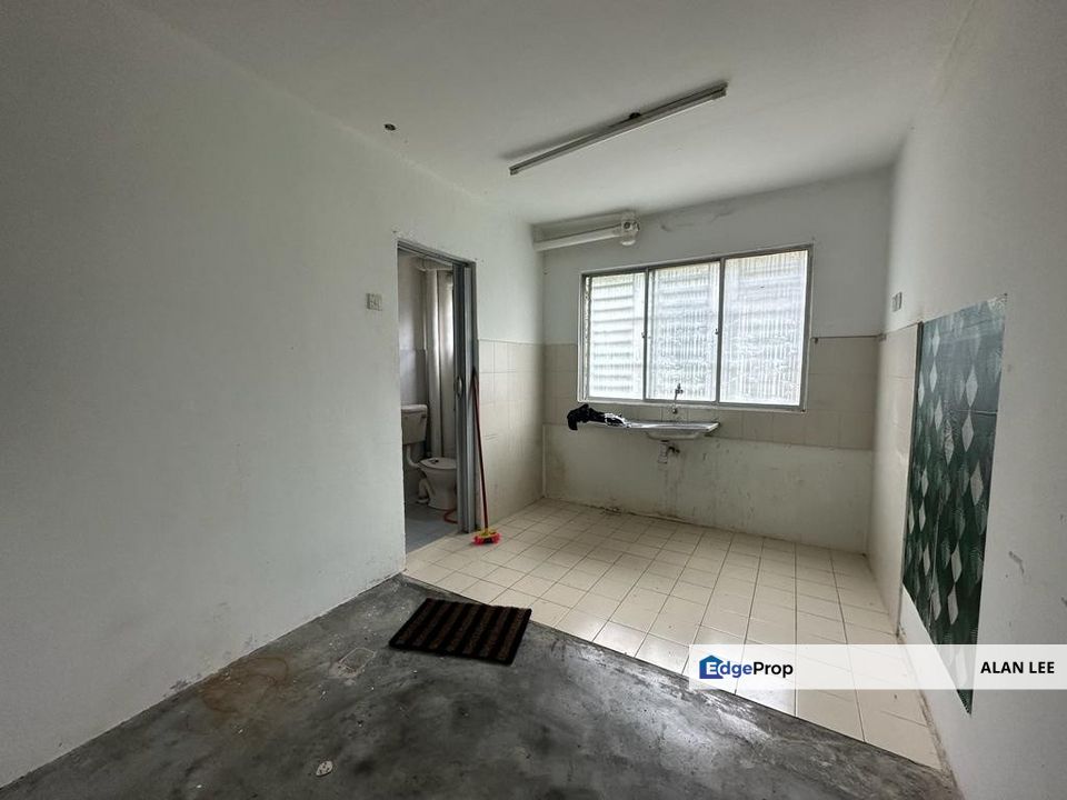 Ampang Saga Suria Apartment , Non Bumi Lot , Renovated , Below Market, Selangor, Ampang