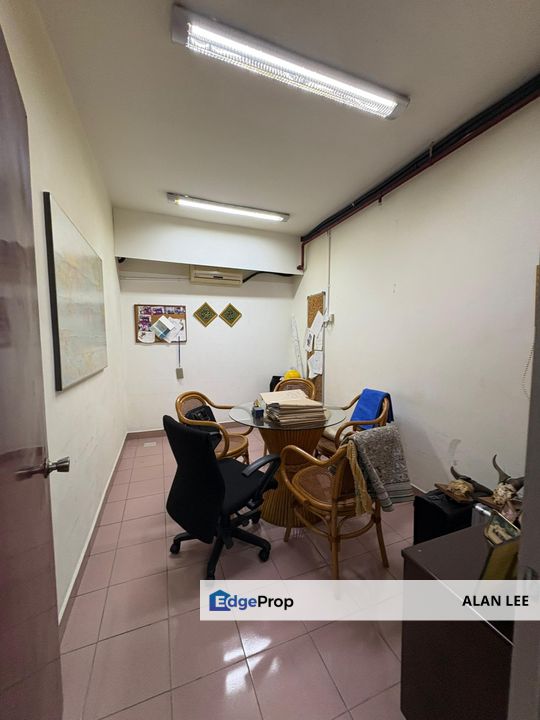 Plaza Ampang Jaya Level 1 Shop Office , 3 Joinning Unit , Renovated, Selangor, Ampang