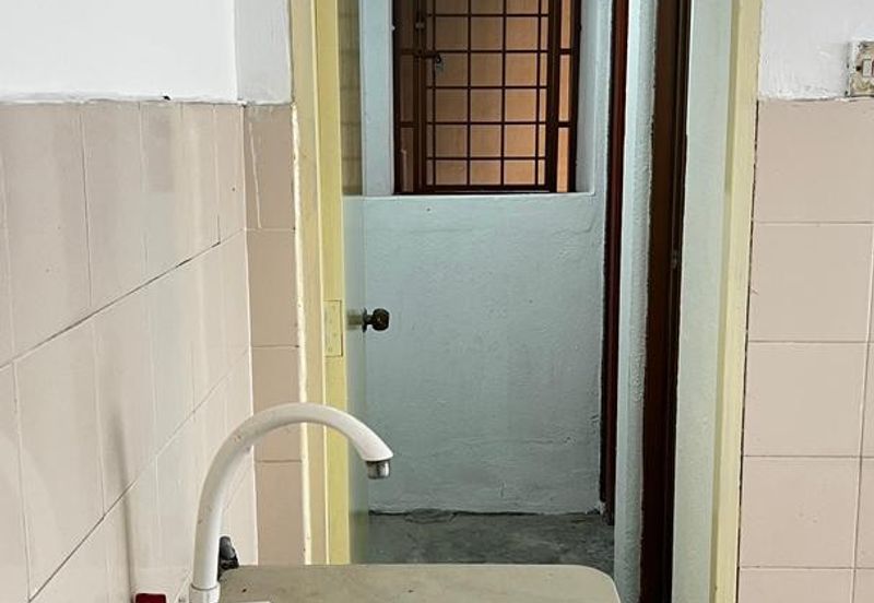 Flat Taman Segar Perdana