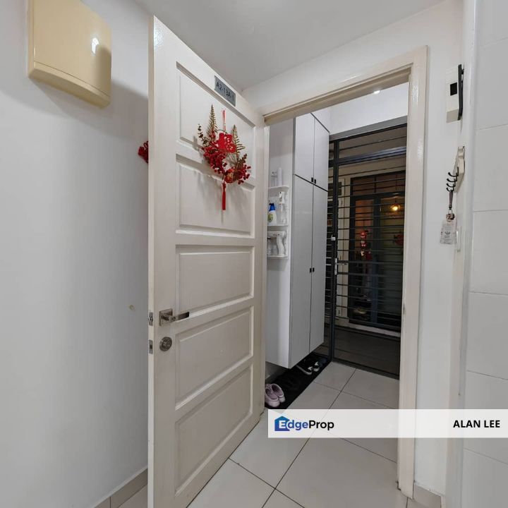 Bukit Cheras Height Condo , Freehold , Renovated , Below Market, Kuala Lumpur, Cheras