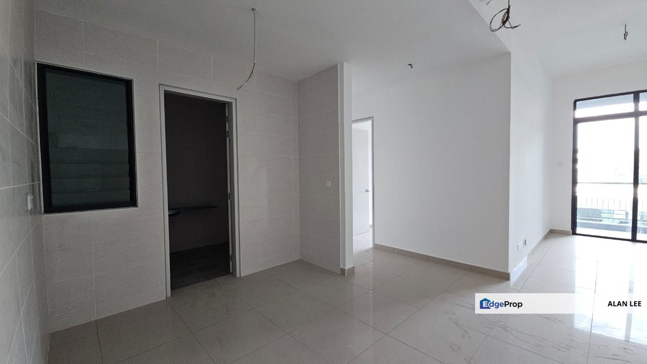 Sungai Long Alstonia Residence , Freehold , 1945sf , Facing Swimming Pool , Selangor, Bandar Sungai Long