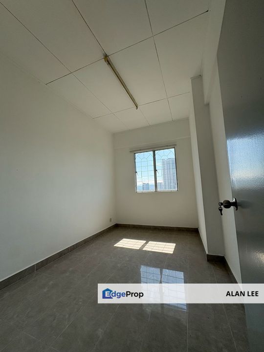Cheras Seri Mas Condo , Ikan Emas , High Floor , Non Bumi Lot , Below Market, Kuala Lumpur, Cheras
