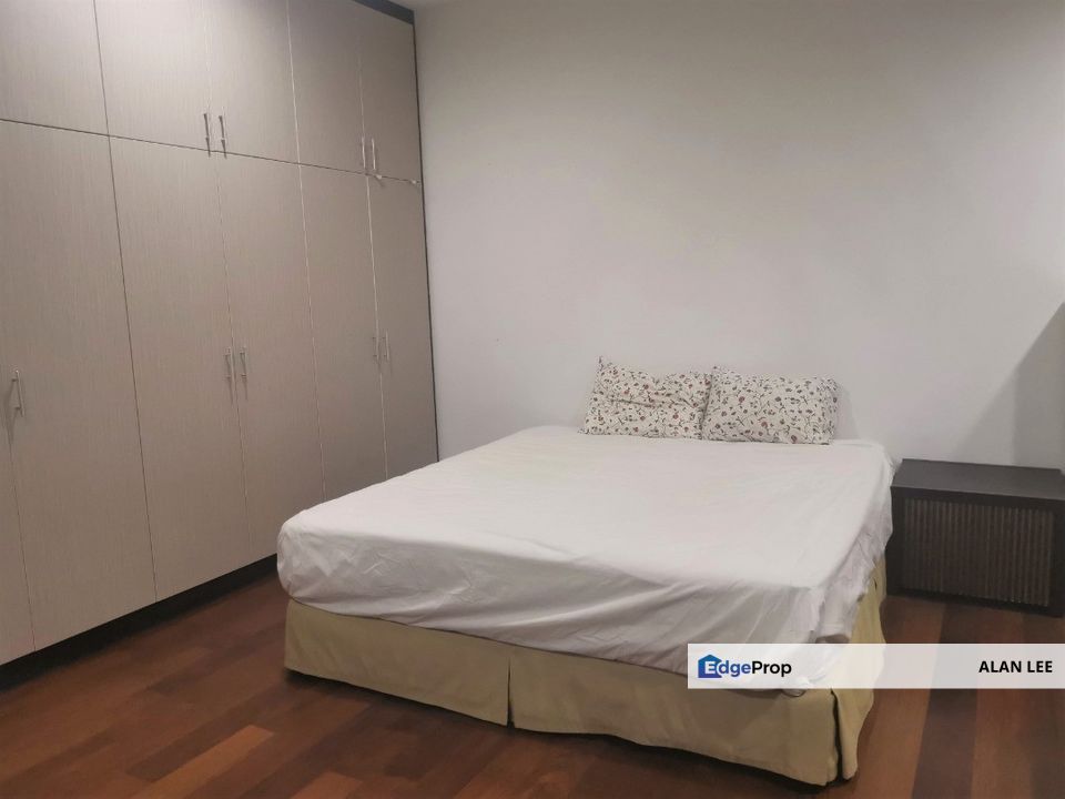 Wira Height 3 Storey Semi - D House ,  Renovated , Gated & Guarded, Selangor, Kajang