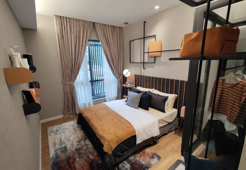 Emerald 9 Condominium