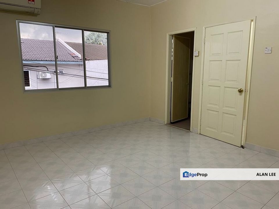 Taman Melur Ampang 2 Storey House , Non Bumi Lot , Below Market, Kuala Lumpur, Ampang