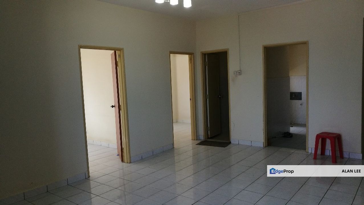 Sungai Long Garden Park Condo , High Floor , Non Bumi Lot , B/Market, Selangor, Bandar Sungai Long