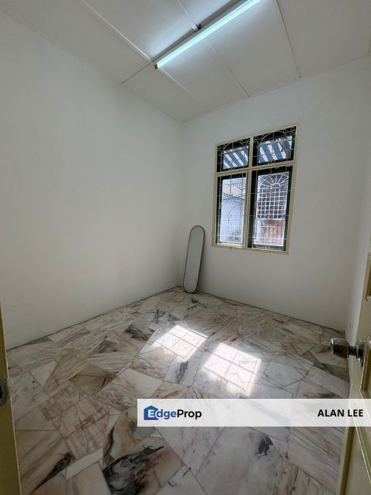 Ampang Bukit Teratai Townhouse , Upper Unit , Non Bumi Lot , Full Loan, Selangor, Ampang