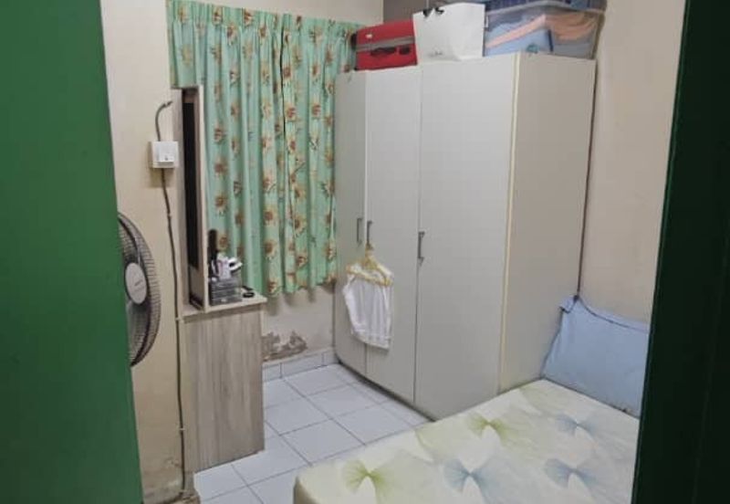 Garden Tower Apartment