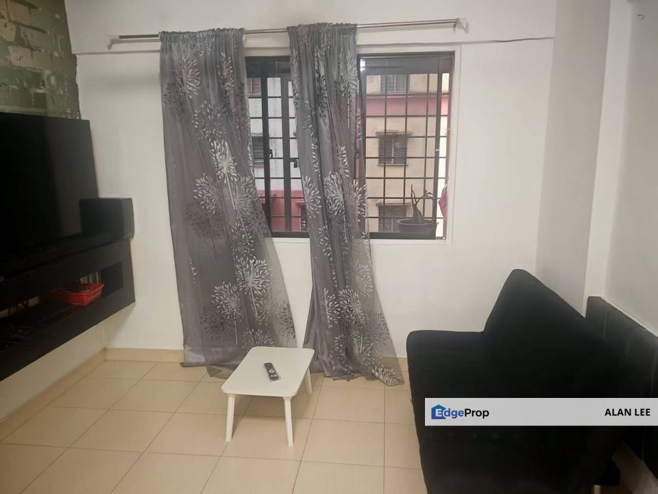 KL Cheras Pangsapuri Segar Ria Flat , Freehold , Low Floor , Renovated Unit , Kuala Lumpur, Cheras