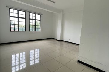 Putra Indah Condominium