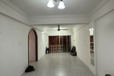 Cheras Perdana Apartment Block D, E