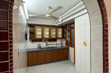 Cheras Perdana Apartment Block D, E