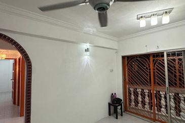 Cheras Perdana Apartment Block D, E