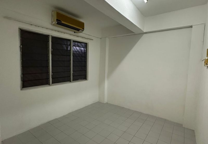 Cheras Perdana Apartment Block D, E