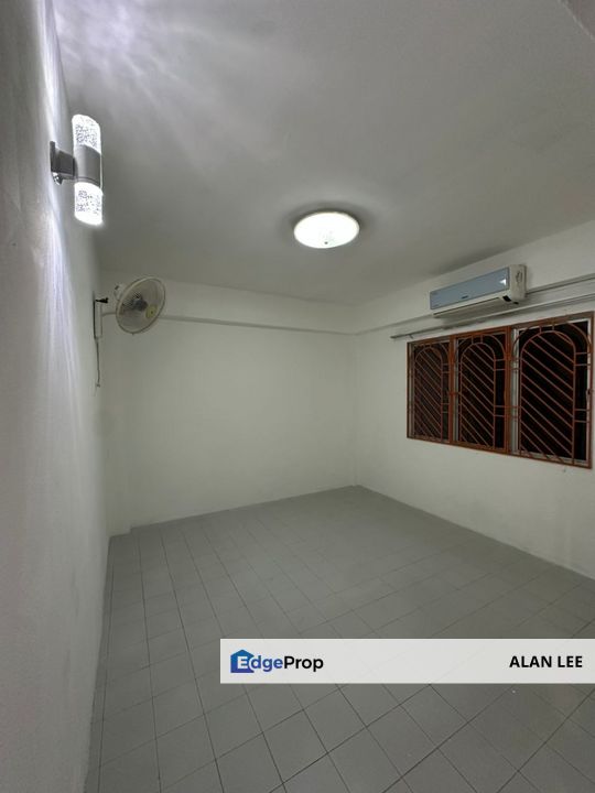 Cheras Perdana Apartment , Near MRT , Basic Furnish With Air Cond , NEGO !!!!, Selangor, Cheras