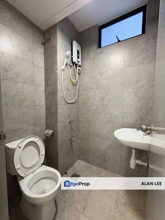 Traders Park C180 2Rooms Partly Furnish, Selangor, Cheras