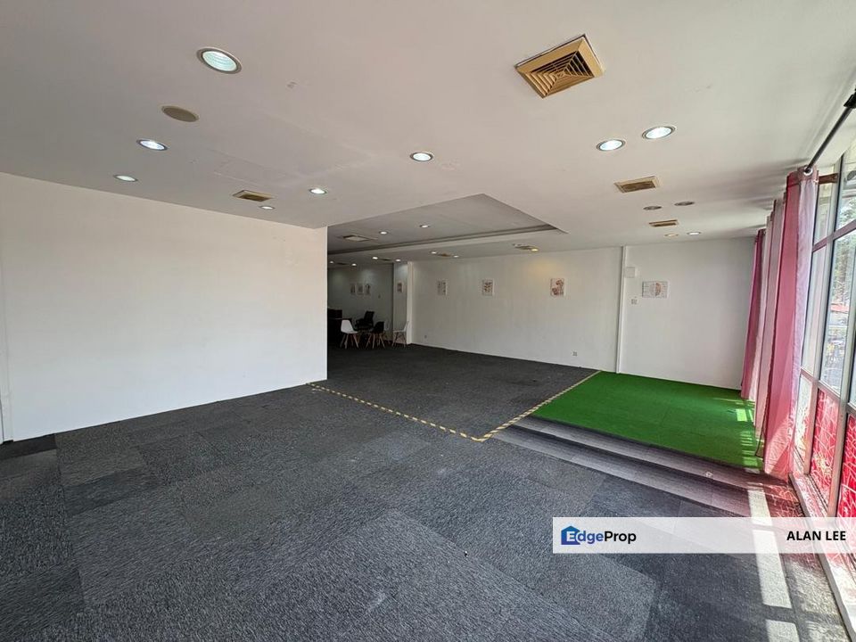 Ampang Putra Level 1 Office , Limited Unit Come With Lift, Selangor, Ampang