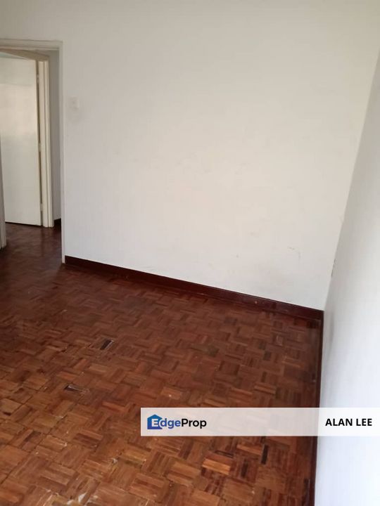 Balakong Bukit Emas Upper Floor Duplex Townhouse , Bare unit , 3Rooms, Selangor, Kajang
