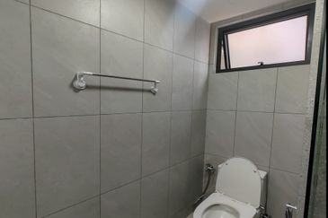 Emerald 9 Condominium