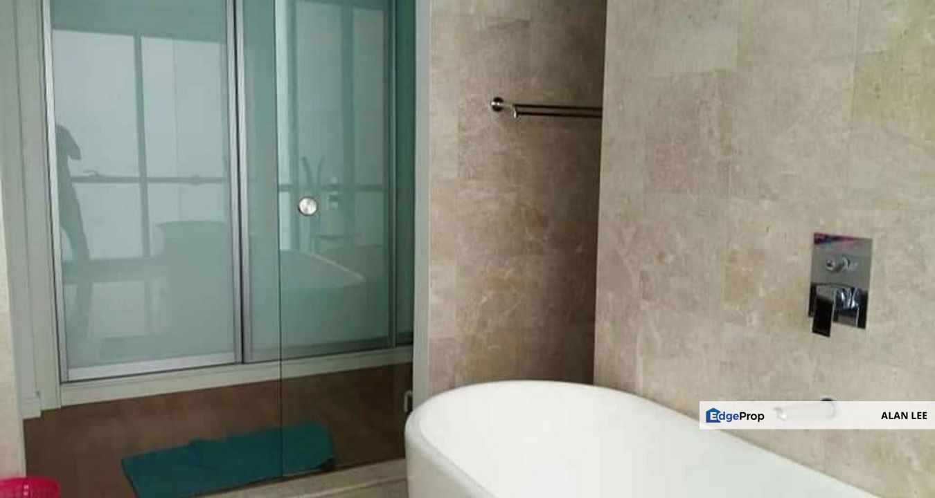 The Element Jalan Ampang , 3+1 Room , Fully Furnish , Below Market, Kuala Lumpur, Ampang