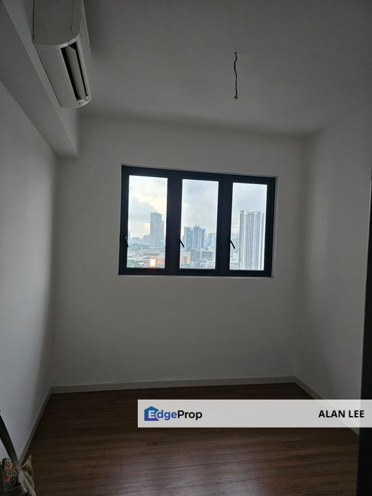 M Vertica @ Cheras , Brand New Condition , 4Rooms , Below Market , Kuala Lumpur, Cheras