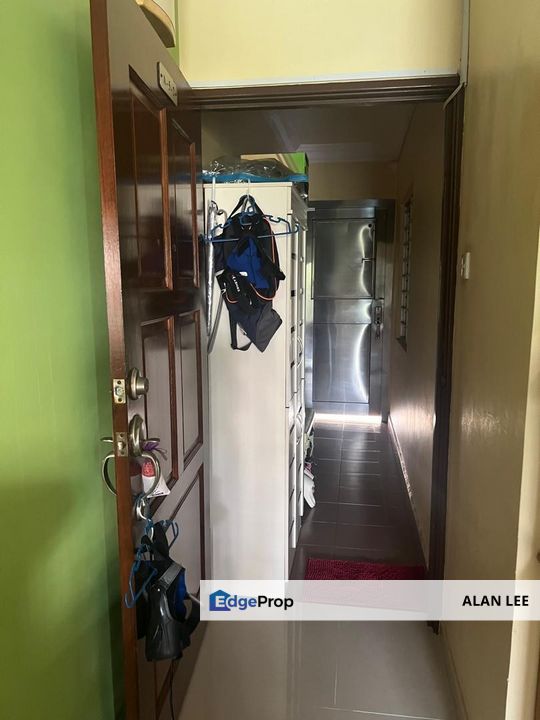Vista Amani Condo Cheras Permaisuri , Non Bumi Lot , 1101sf , 4Rooms , Below Market, Kuala Lumpur, Cheras