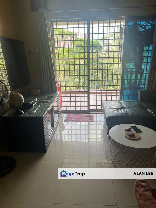 Vista Amani Condo Cheras Permaisuri , Non Bumi Lot , 1101sf , 4Rooms , Below Market, Kuala Lumpur, Cheras
