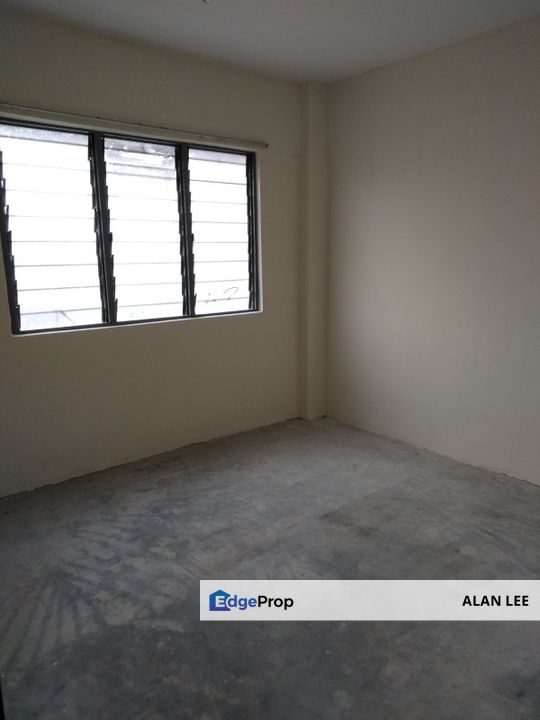 Ampang Lembah Jaya Apartment , FREEHOLD , Mid Floor , Strata Title, Selangor, Ampang