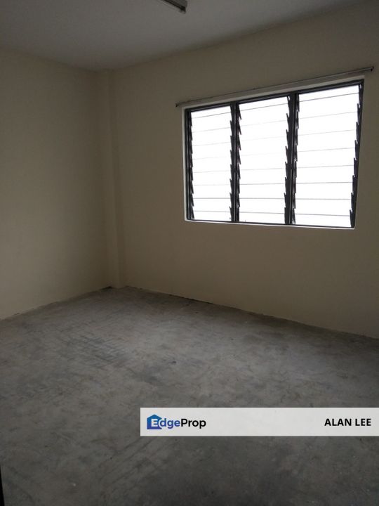 Ampang Lembah Jaya Apartment , FREEHOLD , Mid Floor , Strata Title, Selangor, Ampang