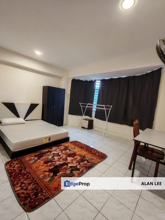 Sungai Long Green Acre Condo , 3Rooms , Partly Furnish , B/Market, Selangor, Bandar Sungai Long