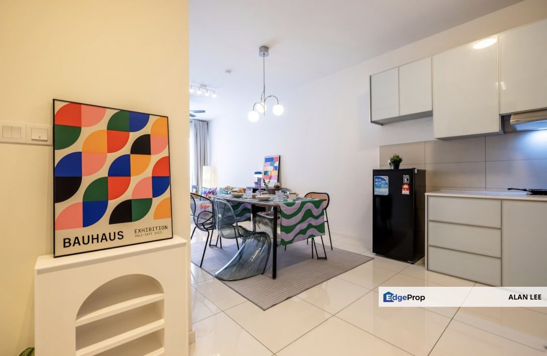 Emerald 9 Residence , Near MRT ,  Fully Furnish , Selangor, Hulu Langat