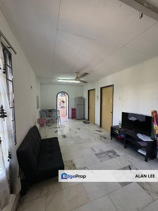Wangsa Maju Seksyen 2 Flat , Level 5 Corner Lot , 3Rooms , B/Market, Kuala Lumpur, Wangsa Maju