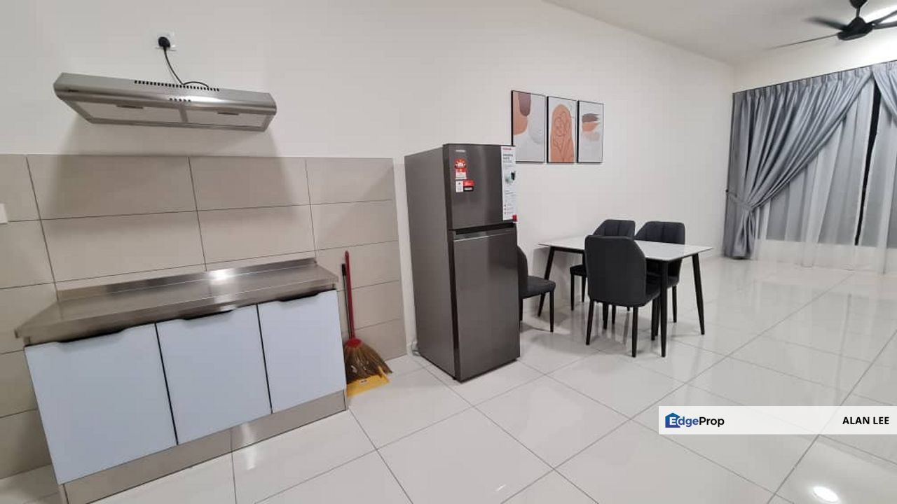 Cheras Emerald 9 Residence , Near MRT , Fully Furnish , 1Room, Selangor, Hulu Langat