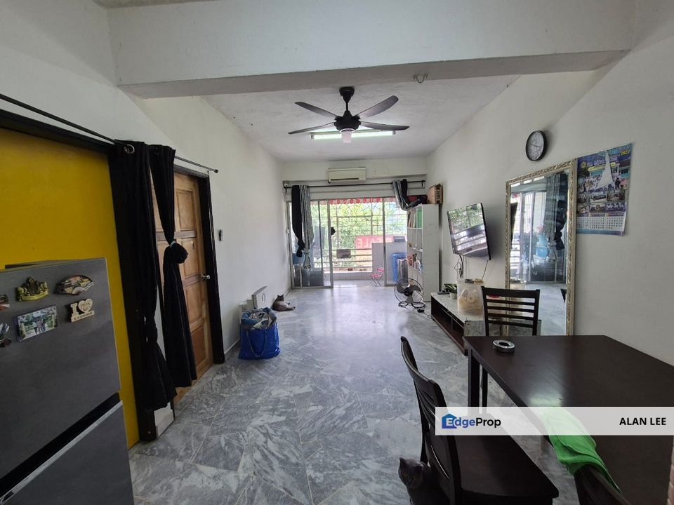 Ampang Taman Kosas Shop Apartment , Level 2 , Non Bumi Lot , Renoveted , Selangor, Ampang