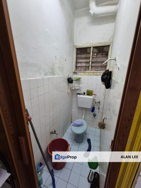 Ampang Taman Kosas Shop Apartment , Level 2 , Non Bumi Lot , Renoveted , Selangor, Ampang