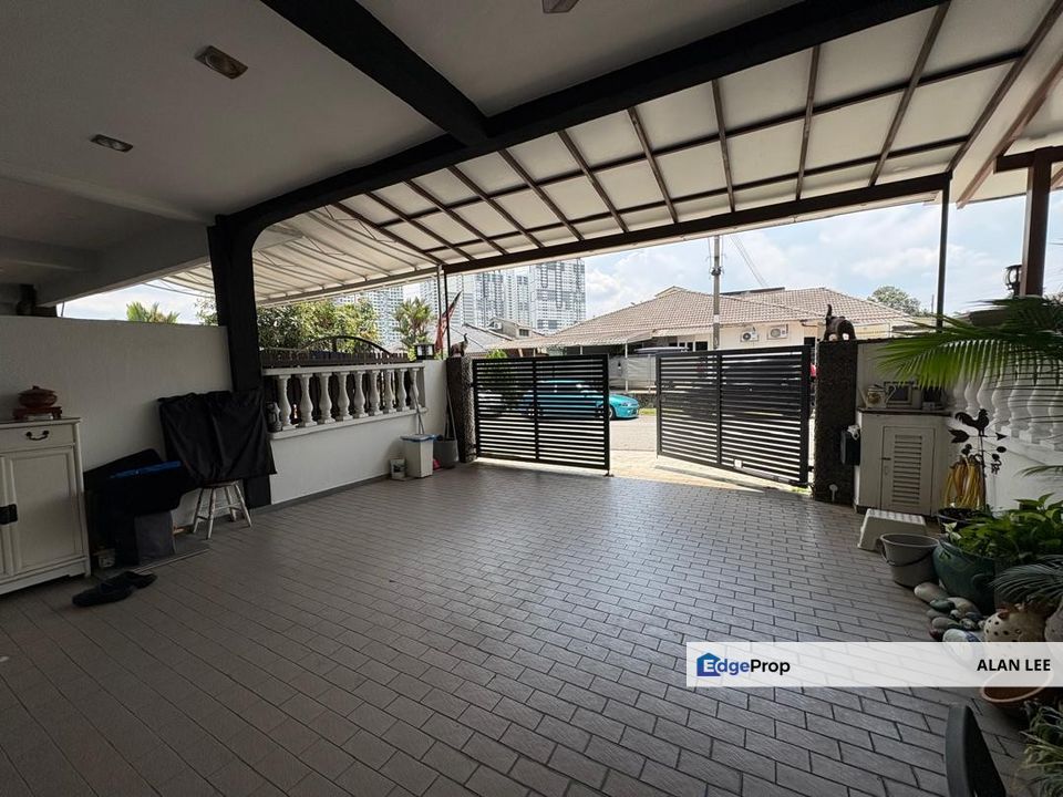 Cheras Perdana 1.5 Storey House ,Fully Renovated , ID Design ,Freehold, Selangor, Batu 9th Cheras