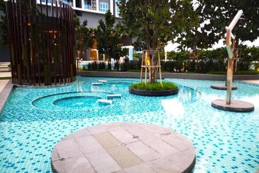 Aurora Tower @ Eco Sky