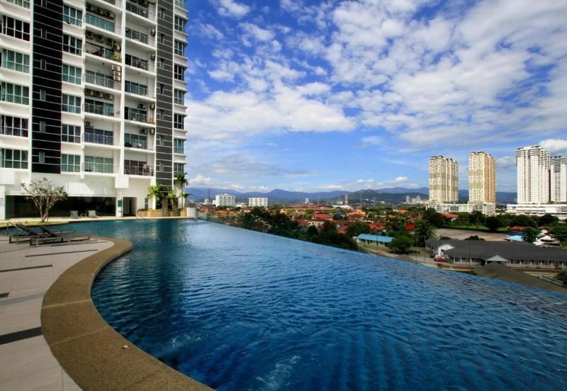 Zeta DeSkye Residence