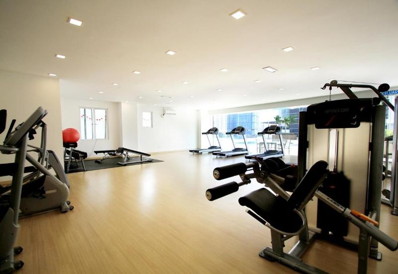 Zeta DeSkye Residence