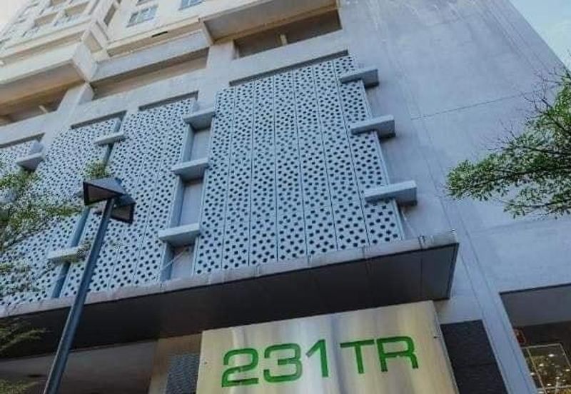 231 TR Serviced Suite