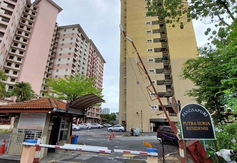 Putra Suria Residency Apartment
