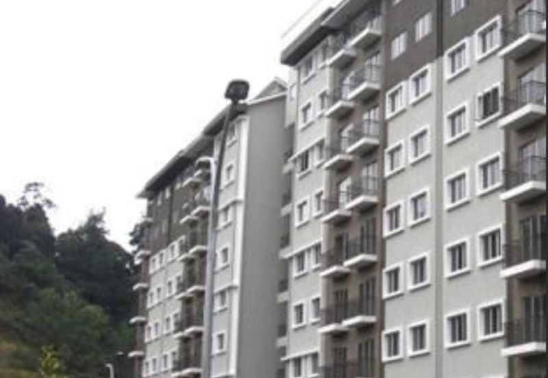 Tiara Hatamas Apartment