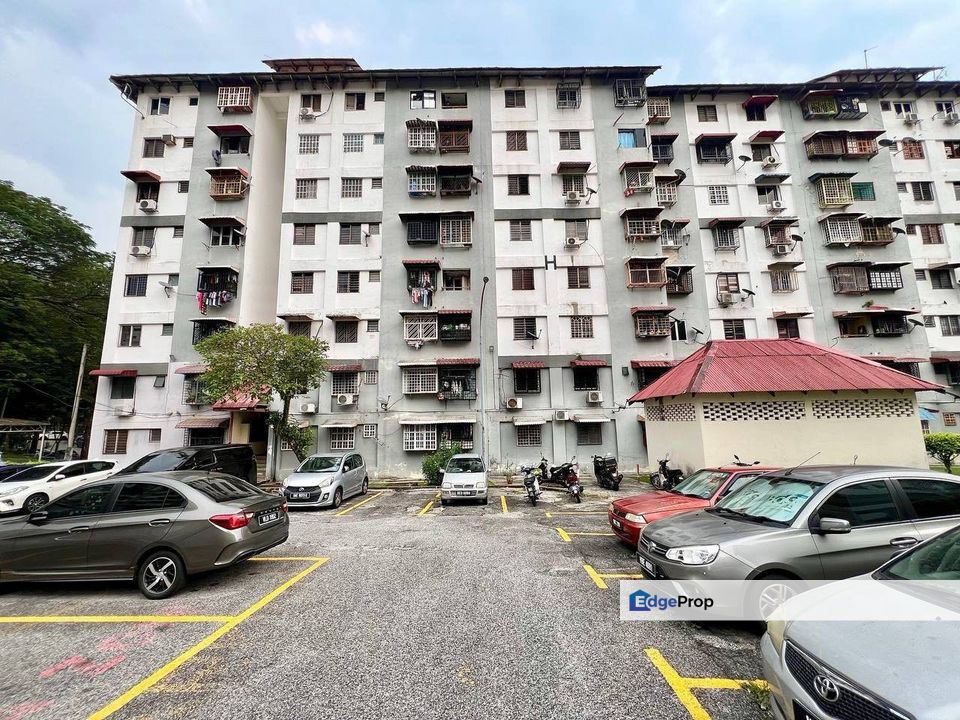 Bank auction !! Segar apartment Ground floor @ Cheras, Kuala Lumpur, Cheras