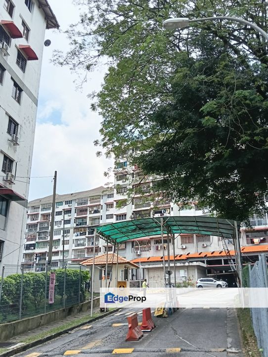 Bank auction !! Segar apartment Ground floor @ Cheras, Kuala Lumpur, Cheras