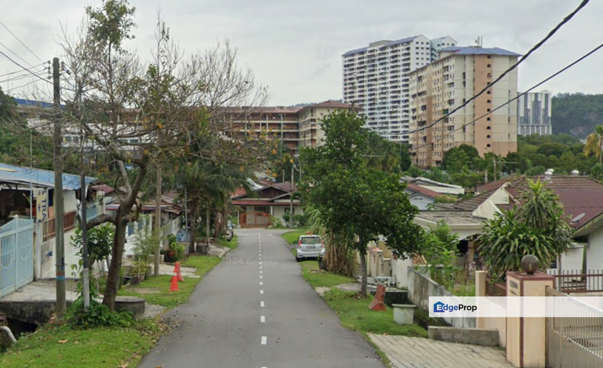 Bank Auction 1 Sty bungalow house @ Kg Ampang Indah, Selangor, Ampang