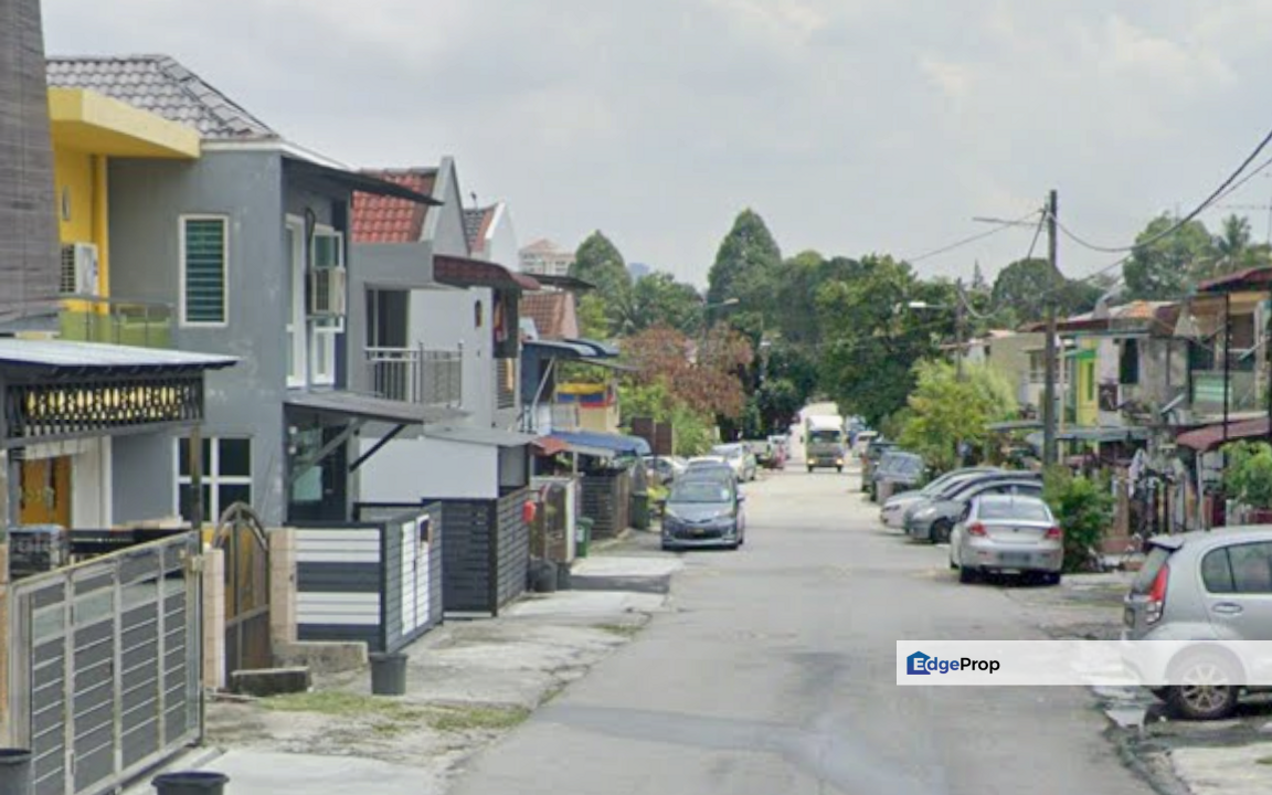 2 Sty house @ Taman Melur For Auction, Selangor, Ampang