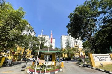 Pangsapuri Kristal (Crystal Tower), Taman Bukit Indah