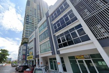 Pusat Komersial Jalan Kuching