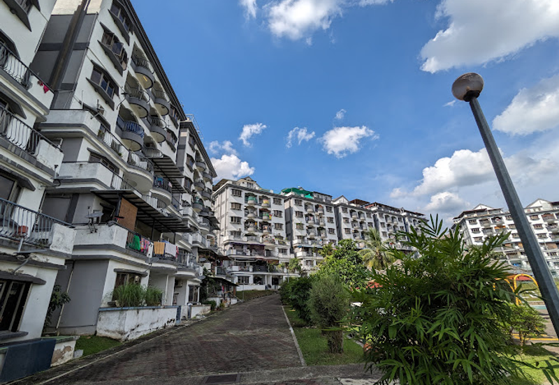 Sri Kinabalu Condominium