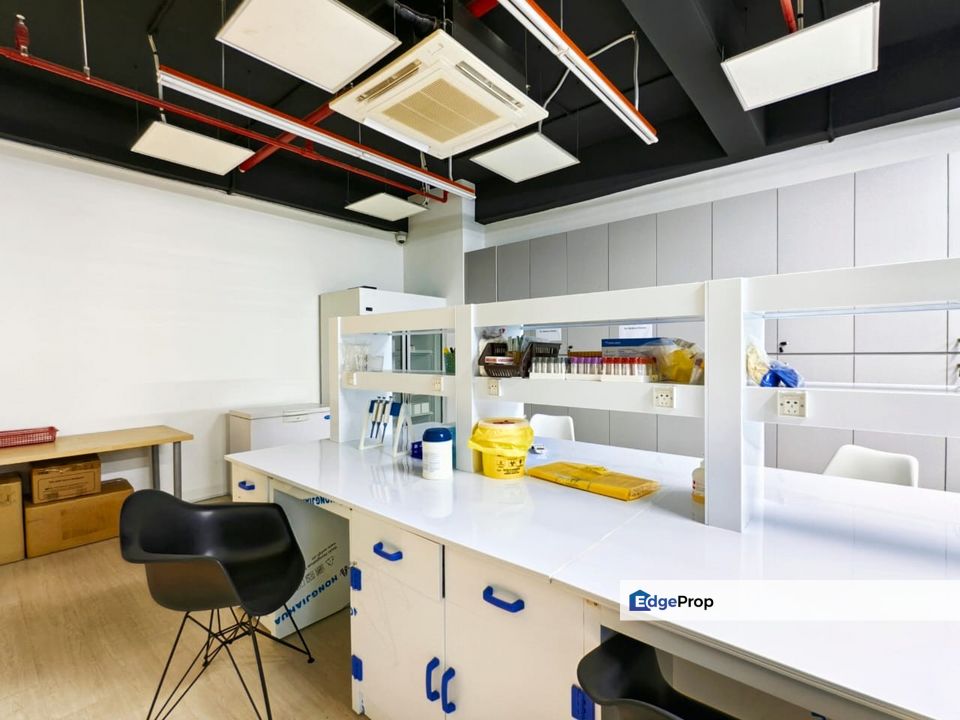Tropicana Avenue Office lot Well Kept Renovated unit, Selangor, Petaling Jaya